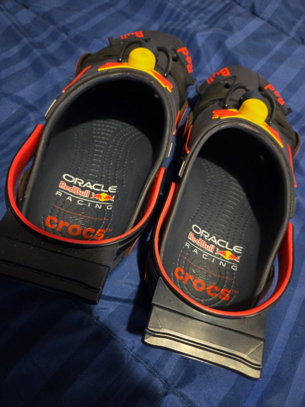 Red Bull Racing crocs - Picture 2 of 3